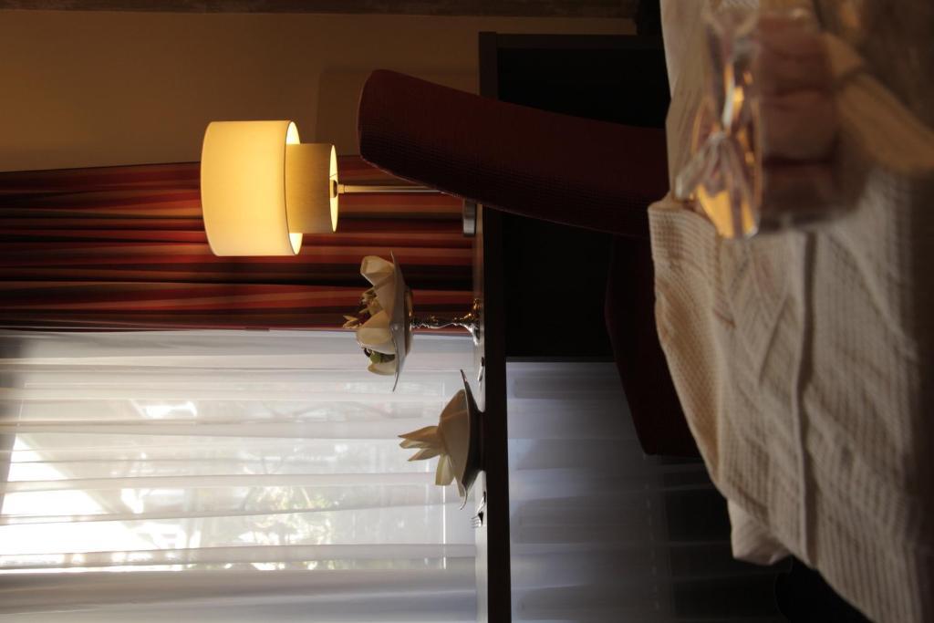 Romantisches Hotel Menzhausen Uslar Kamer foto