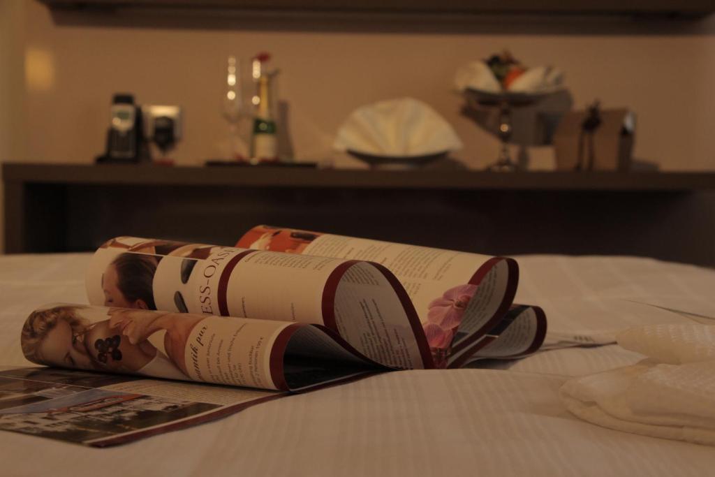 Romantisches Hotel Menzhausen Uslar Kamer foto