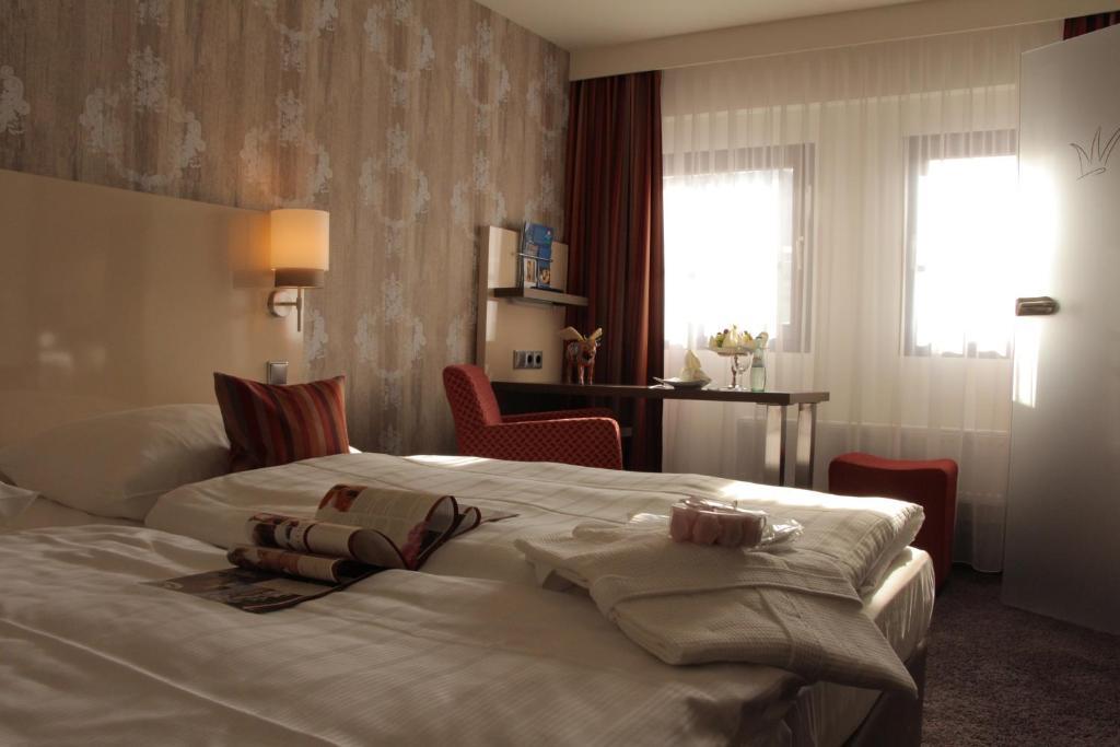 Romantisches Hotel Menzhausen Uslar Kamer foto