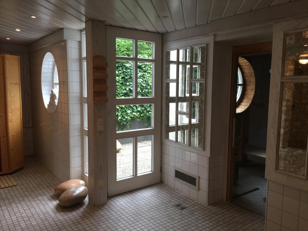 Romantisches Hotel Menzhausen Uslar Buitenkant foto